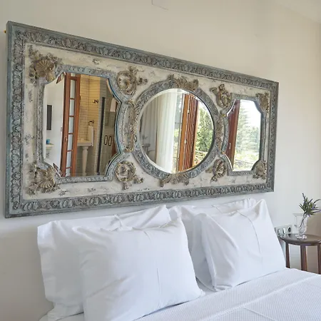 Alojamento de Acomodação e Pequeno-almoço Taraça Romantik Alacati