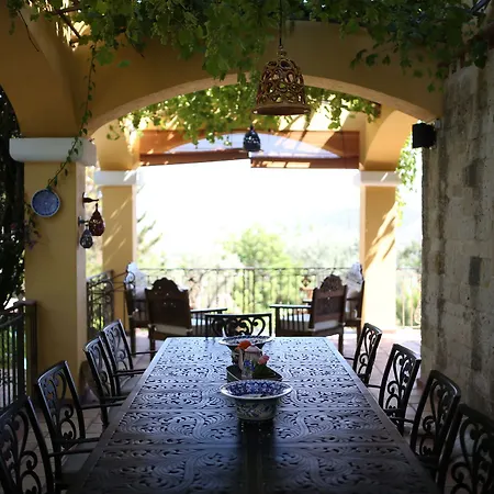 Taraca Romantik (adults Only) Bed & Breakfast