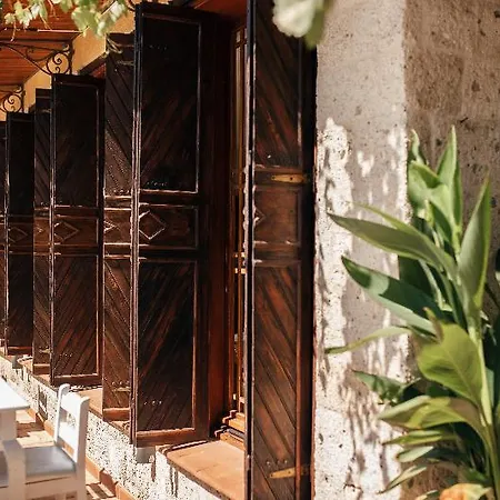 Taraca Romantik (adults Only) Bed & Breakfast 2*